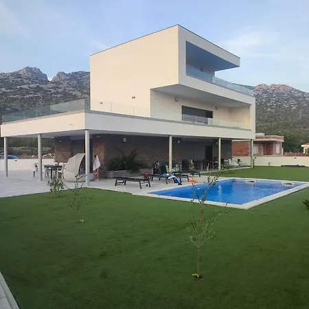 Slatki Villa