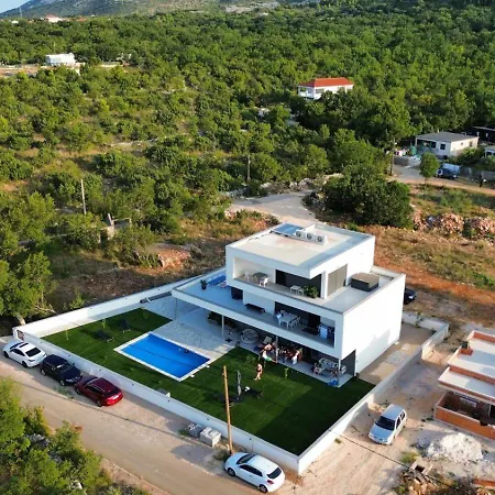 Slatki Villa Seline