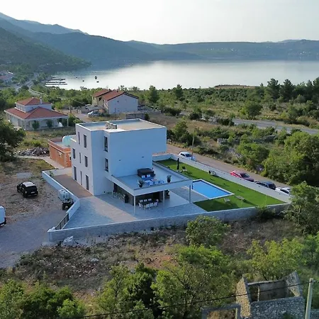 Villa Slatki